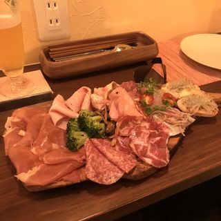 前菜の盛り合わせ(ポルタオット)