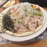 熟成醤油 肉そばつけ麺 242円(丸源ラーメン 高槻唐崎店)
