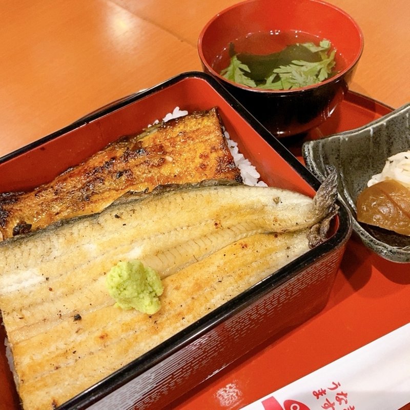 うな重(合盛)(うなぎます多)