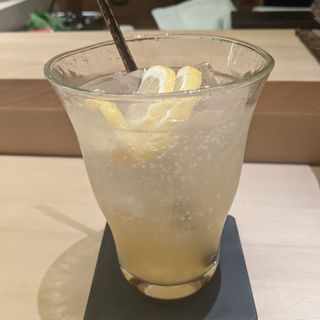 レモンサワー(鮨よしかわ 麻布十番)