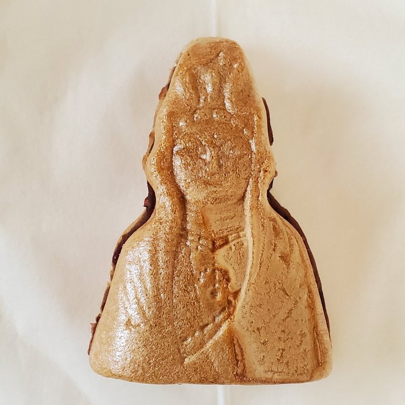 大船観音最中(和菓子司 龍月)