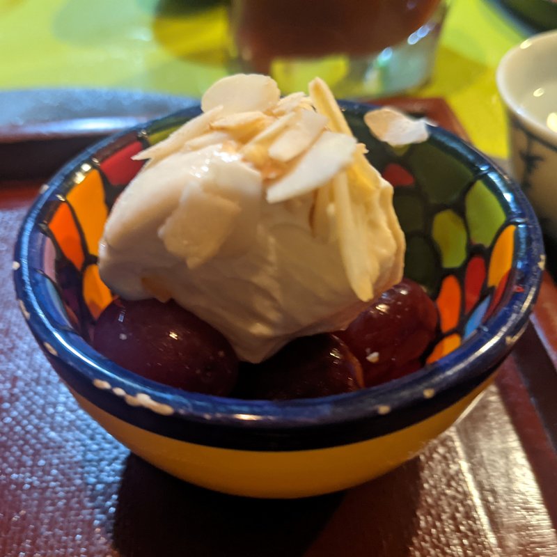 ぶどうの白和え(立呑み とだか)