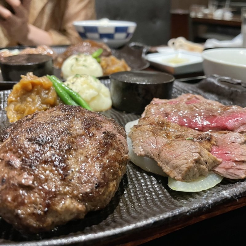 タルタルハンバーグ&腰塚ステーキ(腰塚ハンバーグ&ステーキ 自由が丘正面口店)