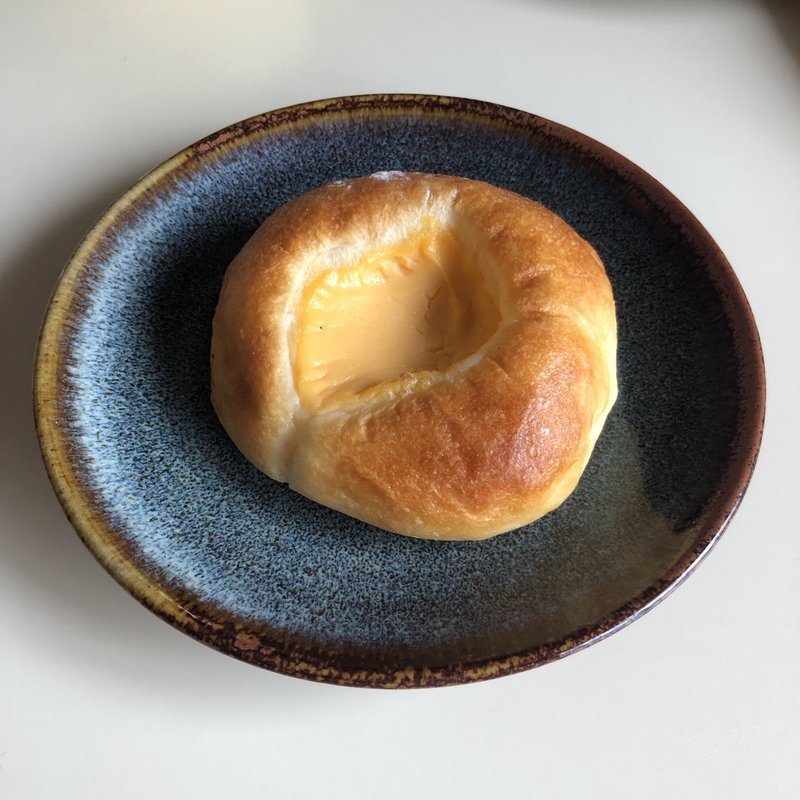 クリームパン(THE STANDARD BAKERS FARM)
