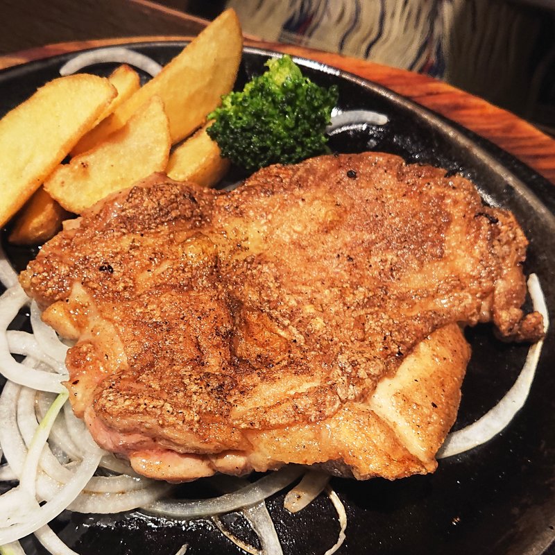 カリカリチキンステーキ(ステーキ＆サラダバー食べ放題 あさくま)