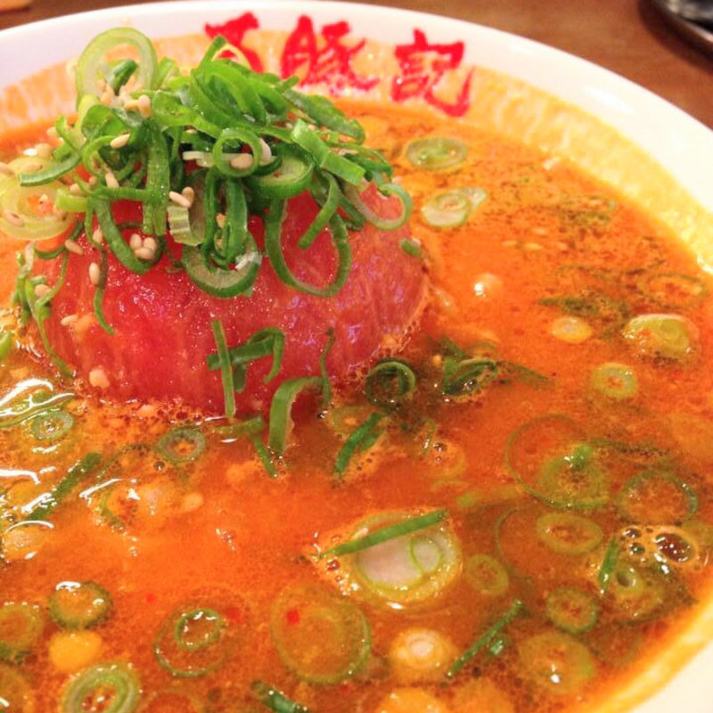 トマト坦々麺(万豚記 三軒茶屋店)