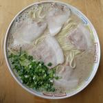 ラーメン大