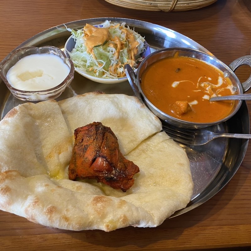 バターチキンカレーセット(ラドウニ)