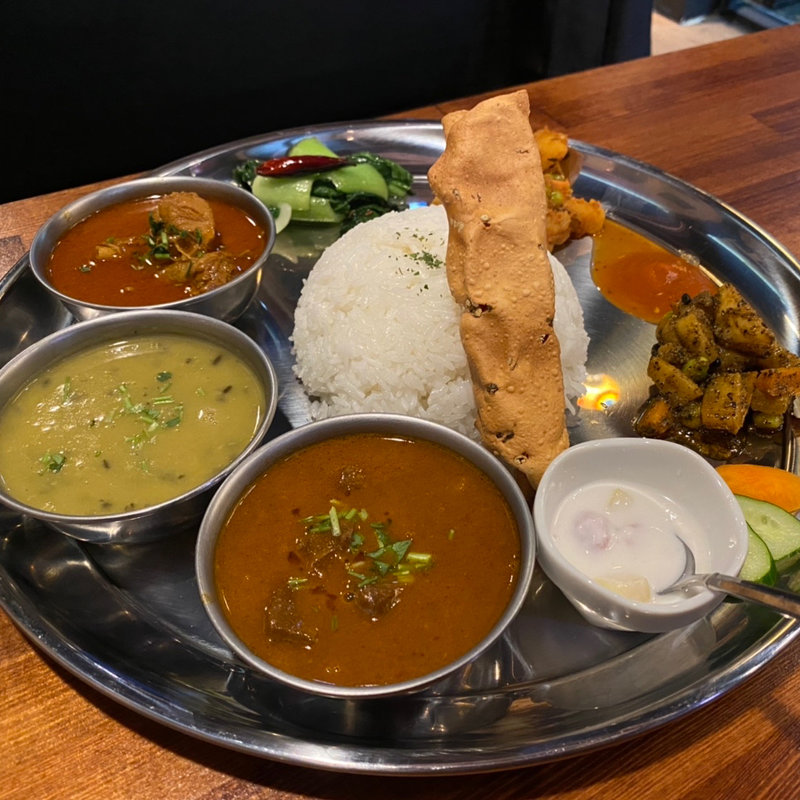 ヒマラヤスペシャルカーナセット(Local Shibuya Restaurant)