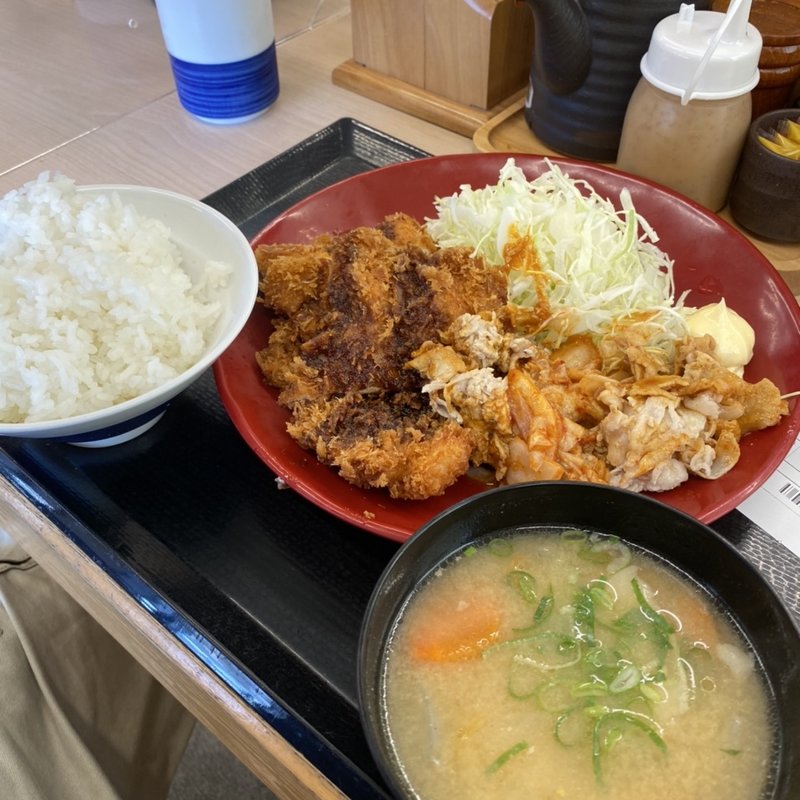 豚キムチ定食(かつや 川崎戸手店)