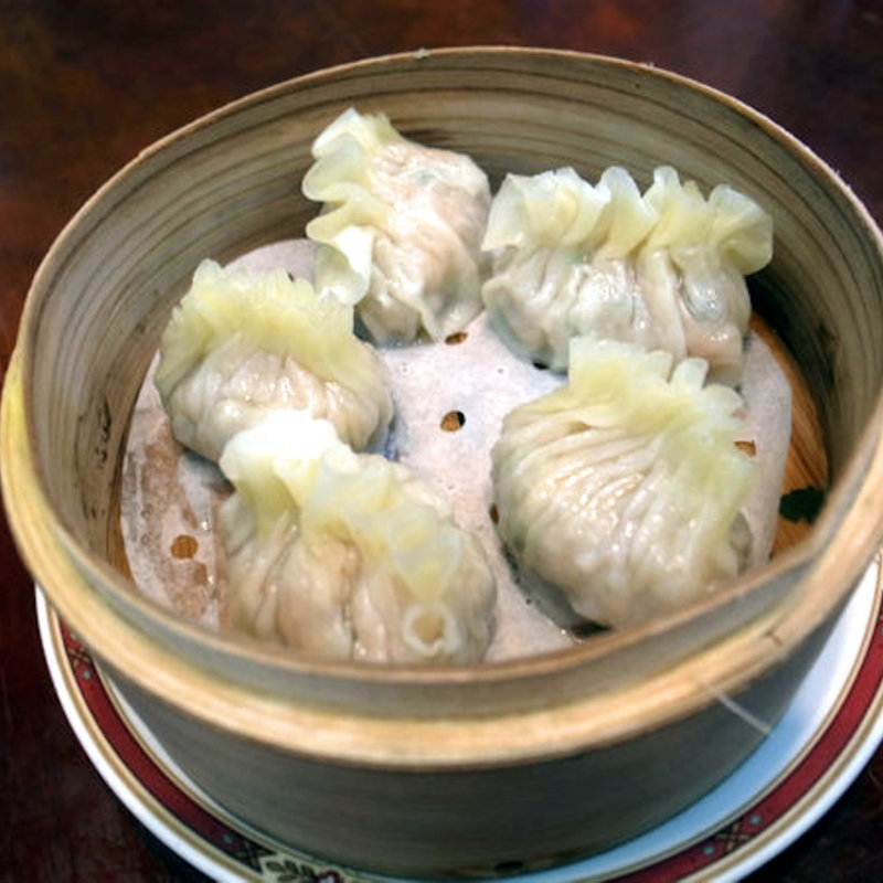 フカヒレ入り蒸し餃子（魚翅餃）(四川料理 剣閣)