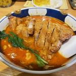 排骨坦麺（ばいこうだんだんめん）(支那麺 はしご 赤坂店 （しなめんはしご）)