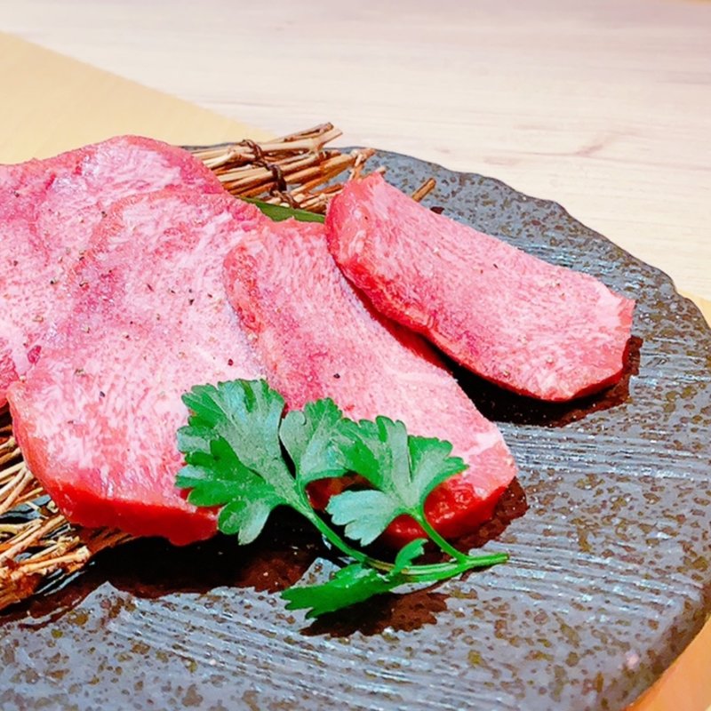 極上タン塩(近江うし焼肉　にくTATSU 銀座店)