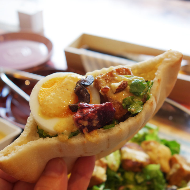 ピタパン(ハーフサイズ)(友安製作所とハンバーガー)