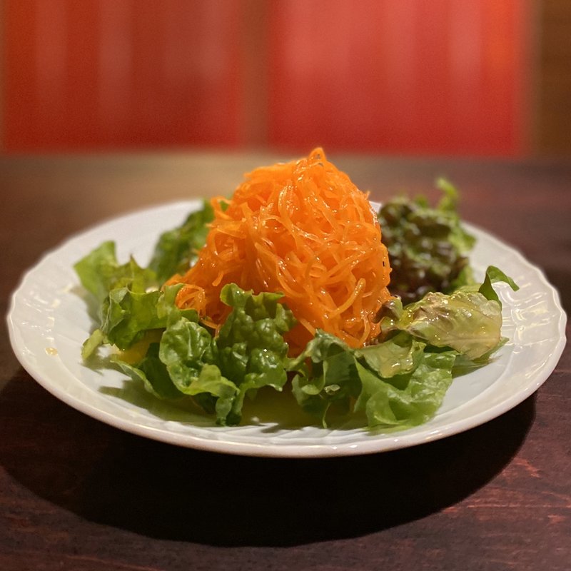 オレンジ香る人参サラダ(昭和レトロ酒場 元ミートルズ)