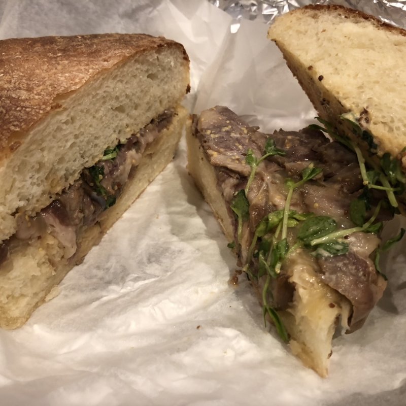 ローストラムサンド(アジト　エヌ)