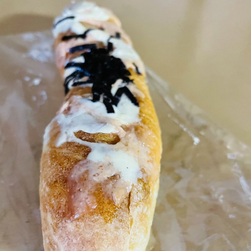 明太フランス(ベーカリーカフェ 明治堂 （MEIJIDO）)