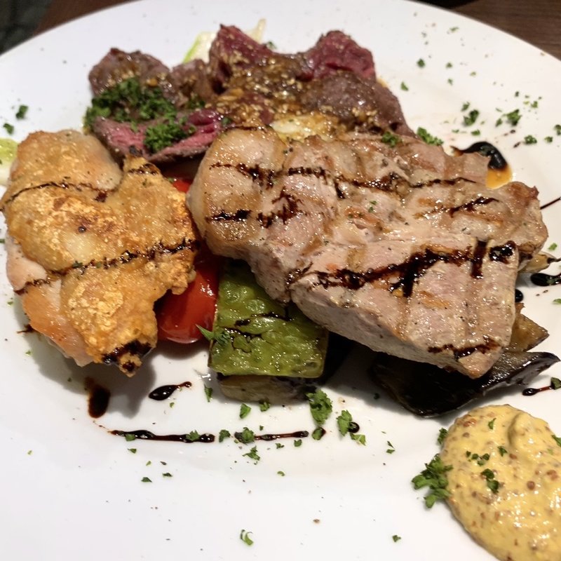 肉の盛り合わせ(トラットリア クイント)