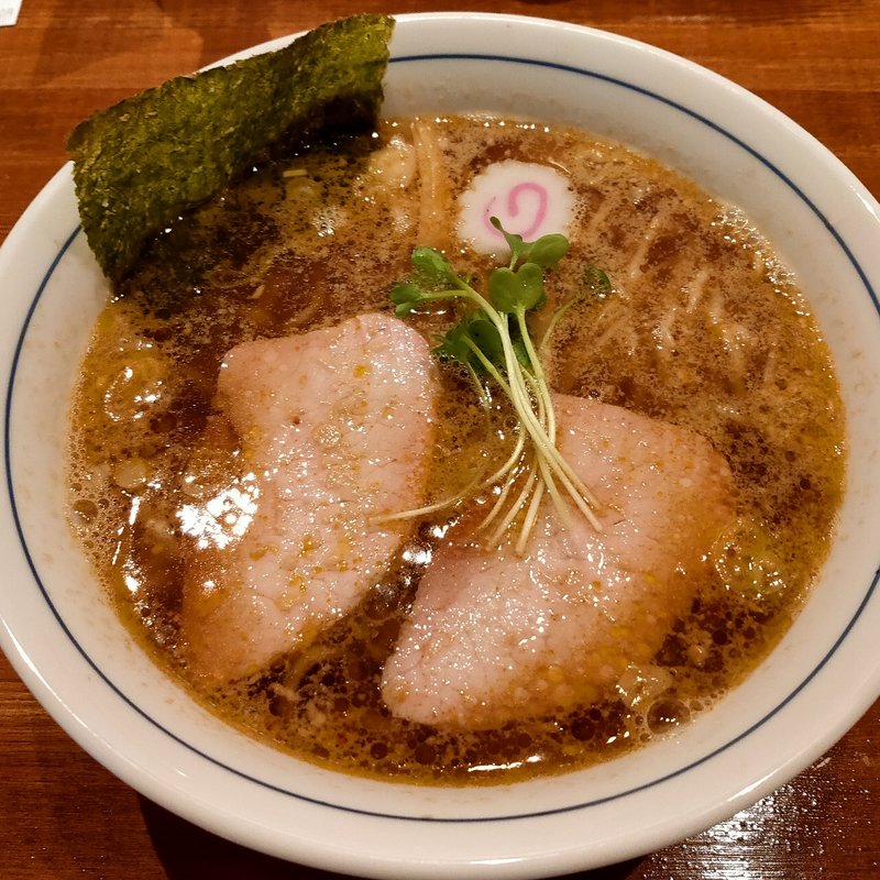 胡麻中華そば(自家製手打ち中華そば もり中)