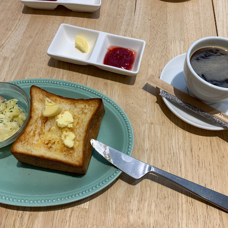 ムーのトーストセット(パンとエスプレッソと 南森町交差点)