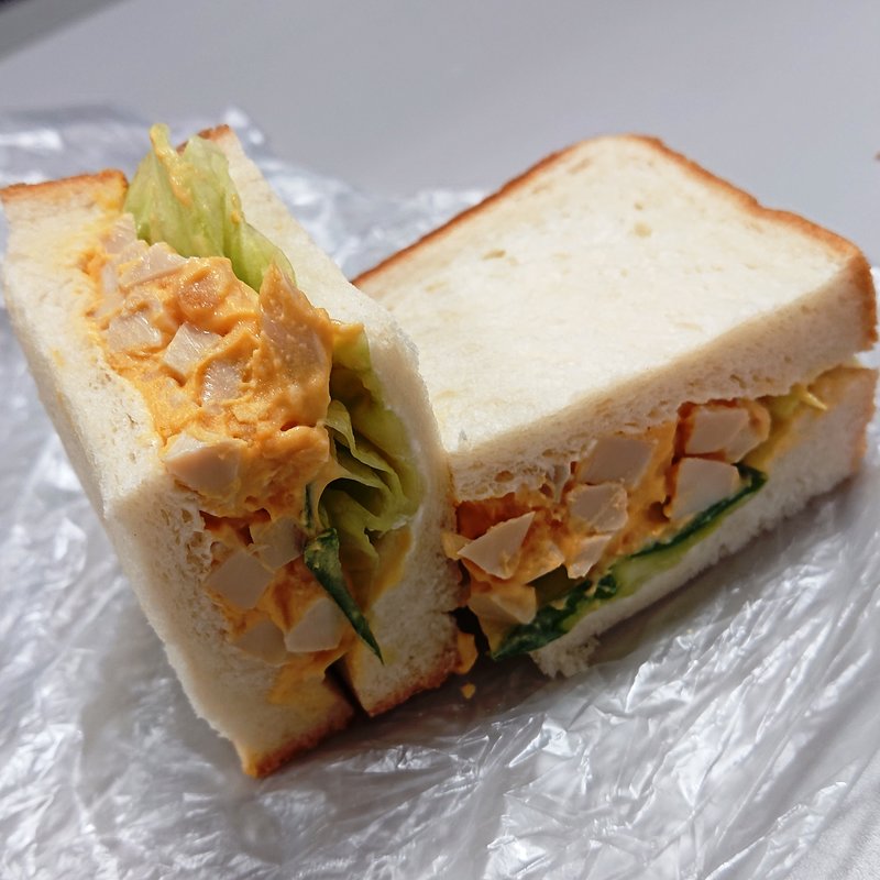 半熟煮たまごサンド(キィニョン エキュート立川店)