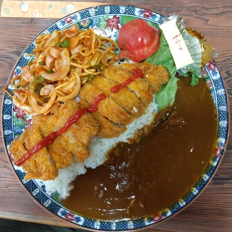 メガカツカレースペシャル(すし海音 （うみおと）)