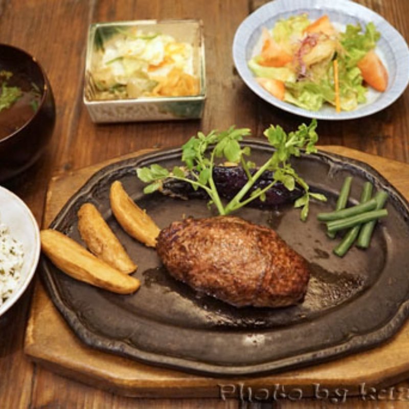 黒毛和牛ハンバーグ御膳(かつ良)