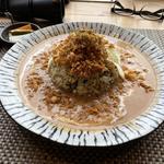フライオニオンの薬膳カレー(ほんたき山のカフェ)