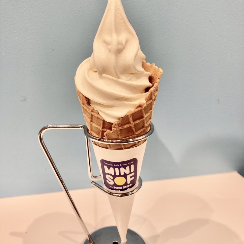 ソフトクリーム(北海道バニラ)(MINI SOF上野マルイ店)