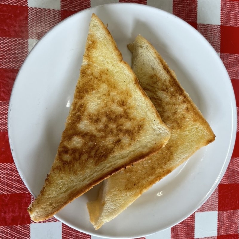 トースト(宮里そば （みやざとそば）)