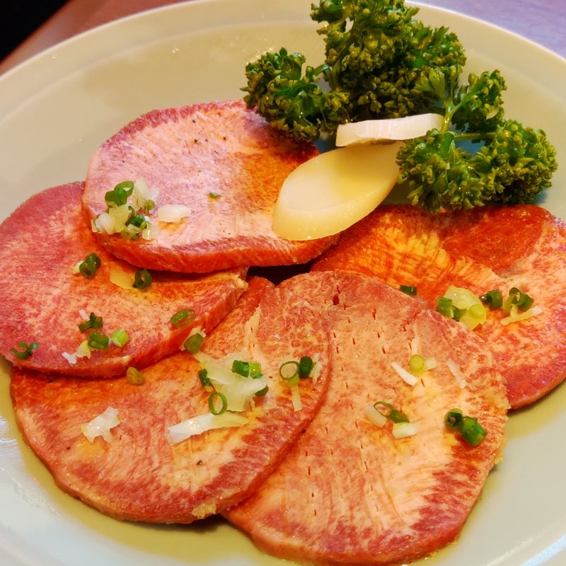 牛タン(焼肉酒場新世界
)