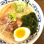 冷恋らーめん塩味(らーめん逍遙亭)