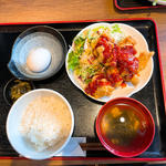 赤いからあげ定食(居酒屋 大樹 )