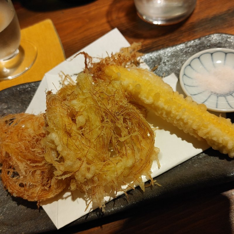 ヤングコーンのてんぷら(蕎麦前ながえ、)