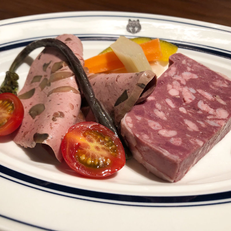 鹿肉のパテ(ELEZO GATE)