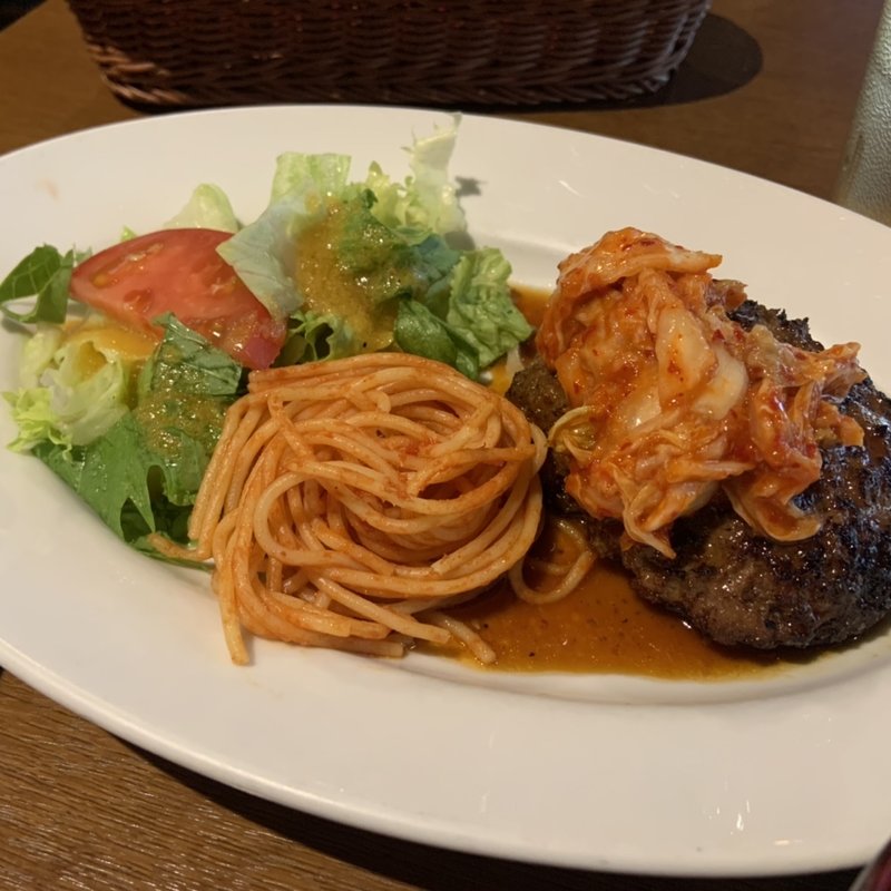 日替わりソースハンバーグ(はんばーぐ　ますお)