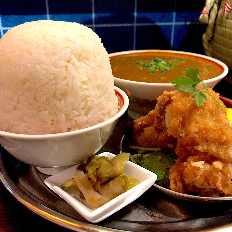 縞飯カレー＆とりから～おろしレモンポン酢(シマウマ大飯店)