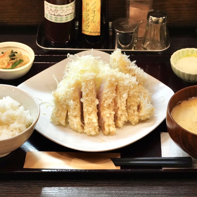 雪室熟成豚ロースかつ定食(120g)(成蔵 （ナリクラ）)