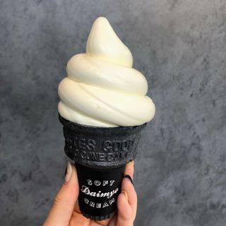 瀬戸内レモンソフトクリーム(MIYASHITA CAFE +softcream)