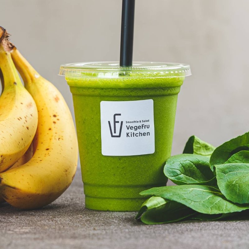 オーガニック小松菜バナナスムージー(サラダ&スムージー VegeFru Kitchen(ベジフル キッチン))