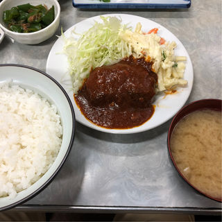 ハンバーグ定食(伊勢屋食堂 )