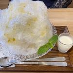 うめみぞれ(かき氷店 ミゾレヤ （shaved ice & cafe mizoreya）)