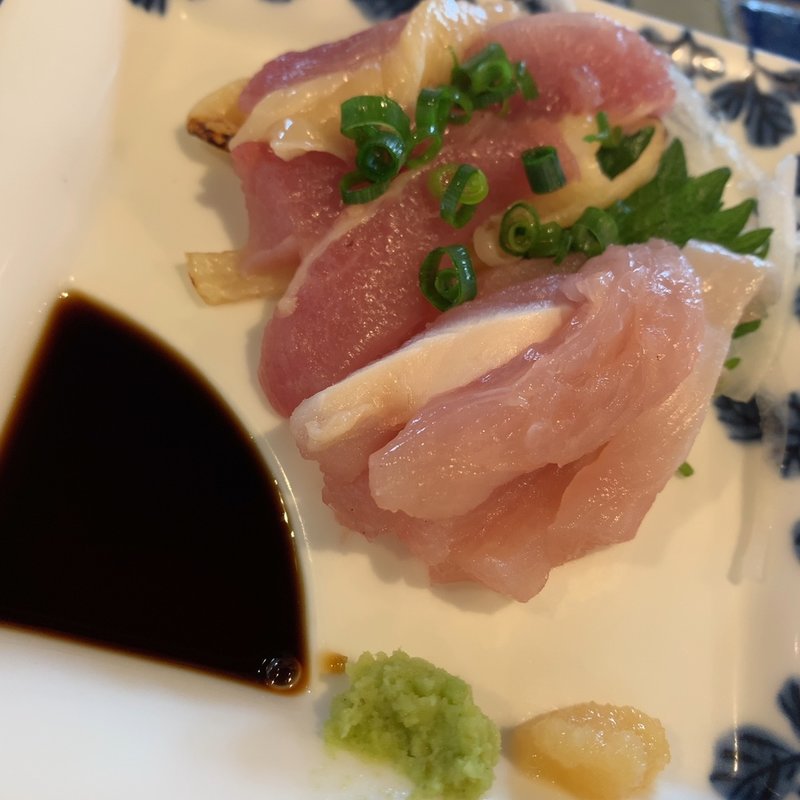 鳥刺し(食楽々 （くらら）)