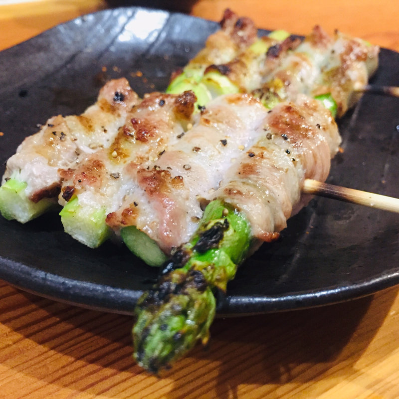 アスパラ肉巻き(焼鳥 眞田 )