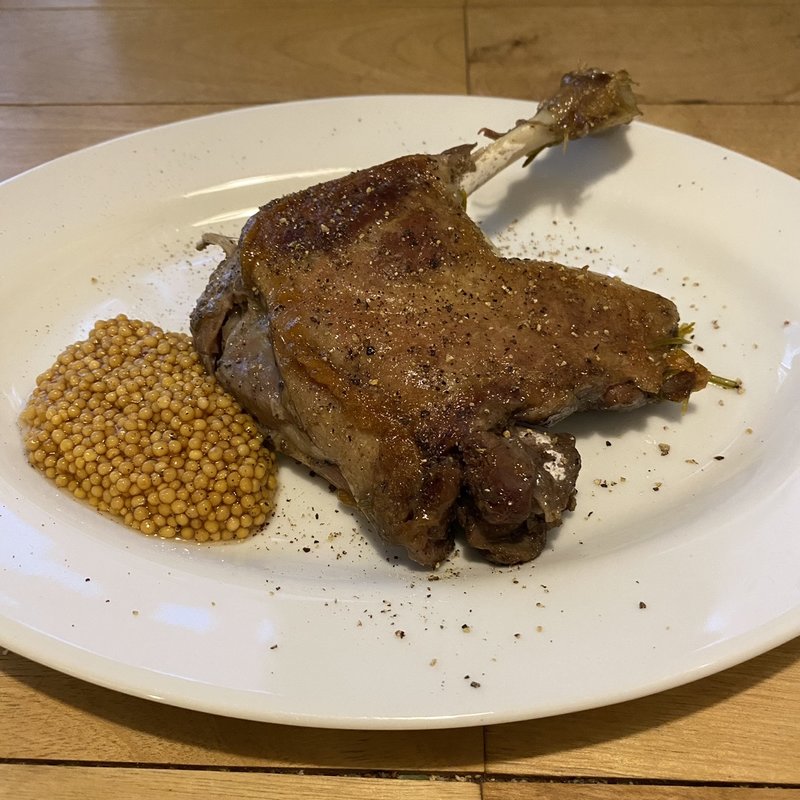 滝川産合鴨骨つきもも肉のコンフィ(セミーナ)