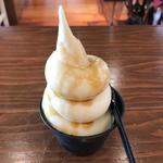黒蜜豆乳ソフトクリーム(Meet Fresh 鮮芋仙 横浜中華街店)