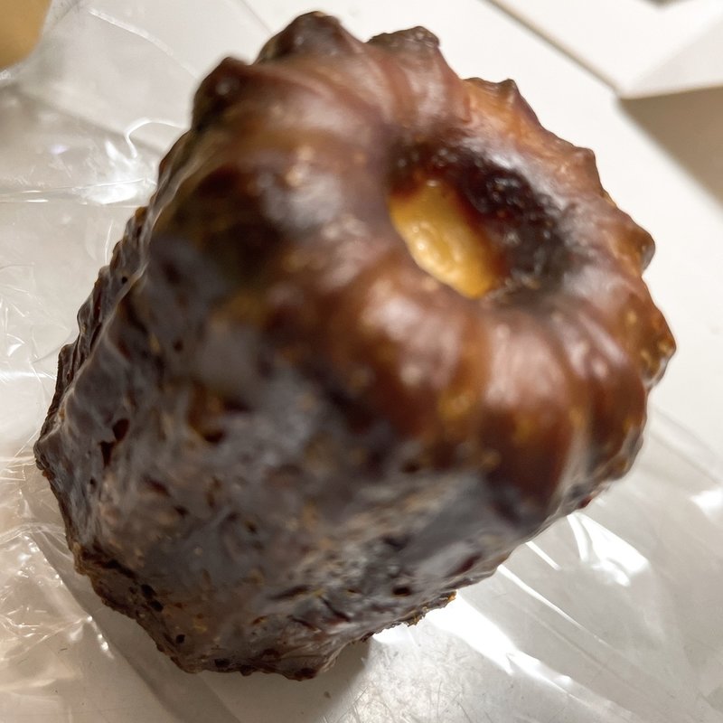 カヌレ(アルチザン・パティシエ・イタバシ （ARTISAN PATISSIER ITABASHI）)