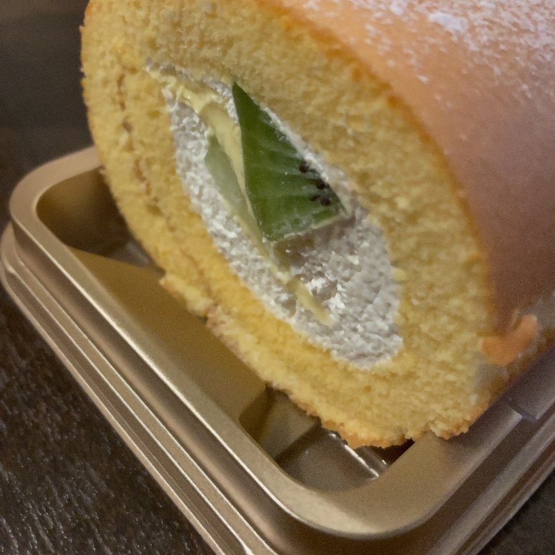 フルーツロール(成城石井 グランデュオ蒲田店)