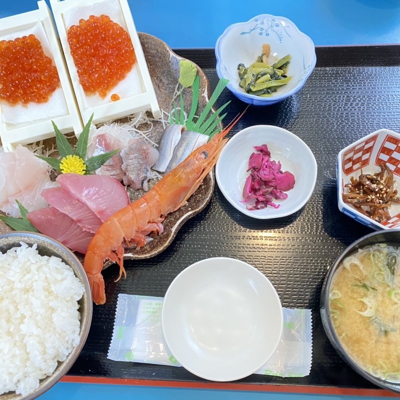 イクライクラ定食(魚屋食堂 カネシチ水産)