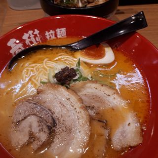 えび豚骨塩拉麺(えび豚骨拉麺 春樹 新大塚本店)